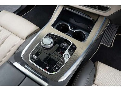 2023 BMW X7 — миниатюра 60