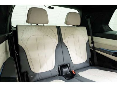 2023 BMW X7 — миниатюра 43