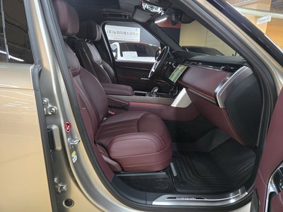صورة 9 لـ 2024 LAND Rover RANGE ROVER