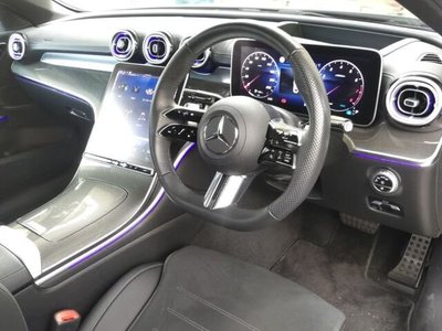 صورة 3 لـ 2023 MERCEDES-BENZ C-CLASS