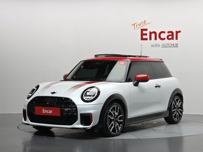 صورة 1 لـ 2025 MINI COOPER S