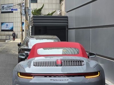 PORSCHE 911 - 1