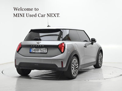 2025 MINI COOPER C photo 5