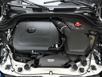 2025 MINI COOPER C photo 7