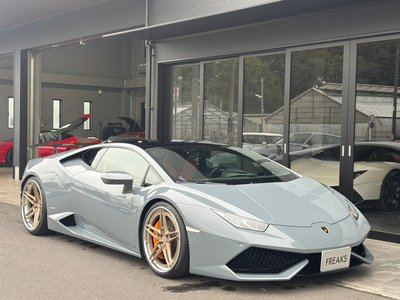 LAMBORGHINI HURACAN