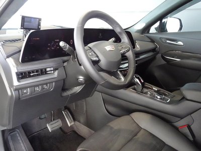 صورة 9 لـ 2025 Cadillac XT4