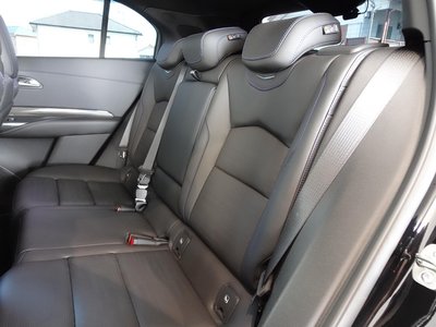 2025 Cadillac XT4 照片 19