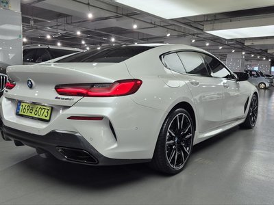 2025 BMW 8 SERIES — фото 7