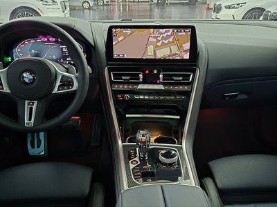 2025 BMW 8 SERIES — фото 9