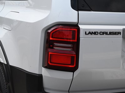2025 Toyota LAND CRUISER 250 — миниатюра 27