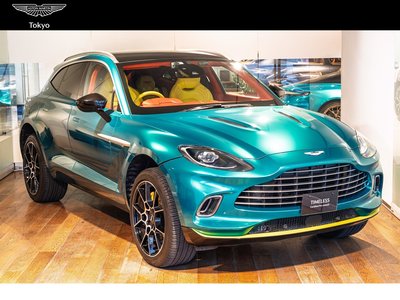 ASTON MARTIN DBX