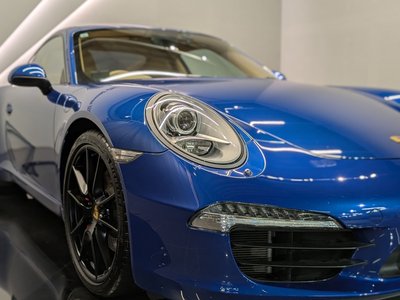 PORSCHE 911 - 9