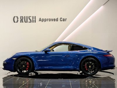 PORSCHE 911 - 6