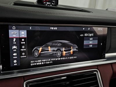 2019 Porsche PANAMERA thumbnail 17