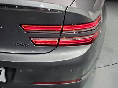 GENESIS G80 (RG3) - 10