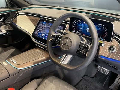 MERCEDES-BENZ E-CLASS - 6