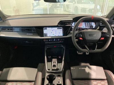 صورة مصغرة 11 لـ 2025 AUDI RS3 SPORTBACK