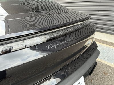 2026 Porsche TAYCAN 照片 8