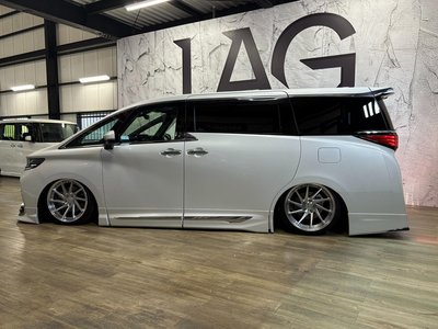 TOYOTA ALPHARD - 9