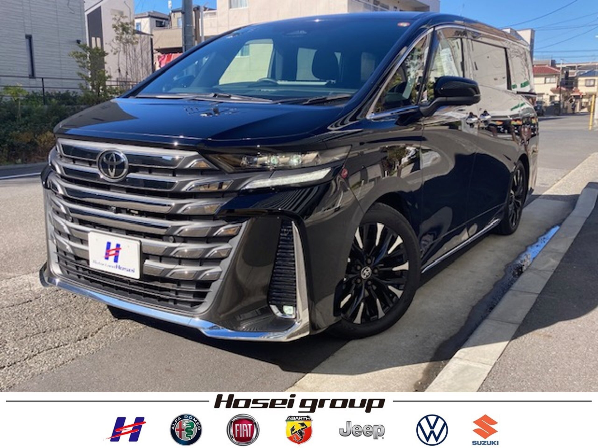 TOYOTA VELLFIRE - View 1