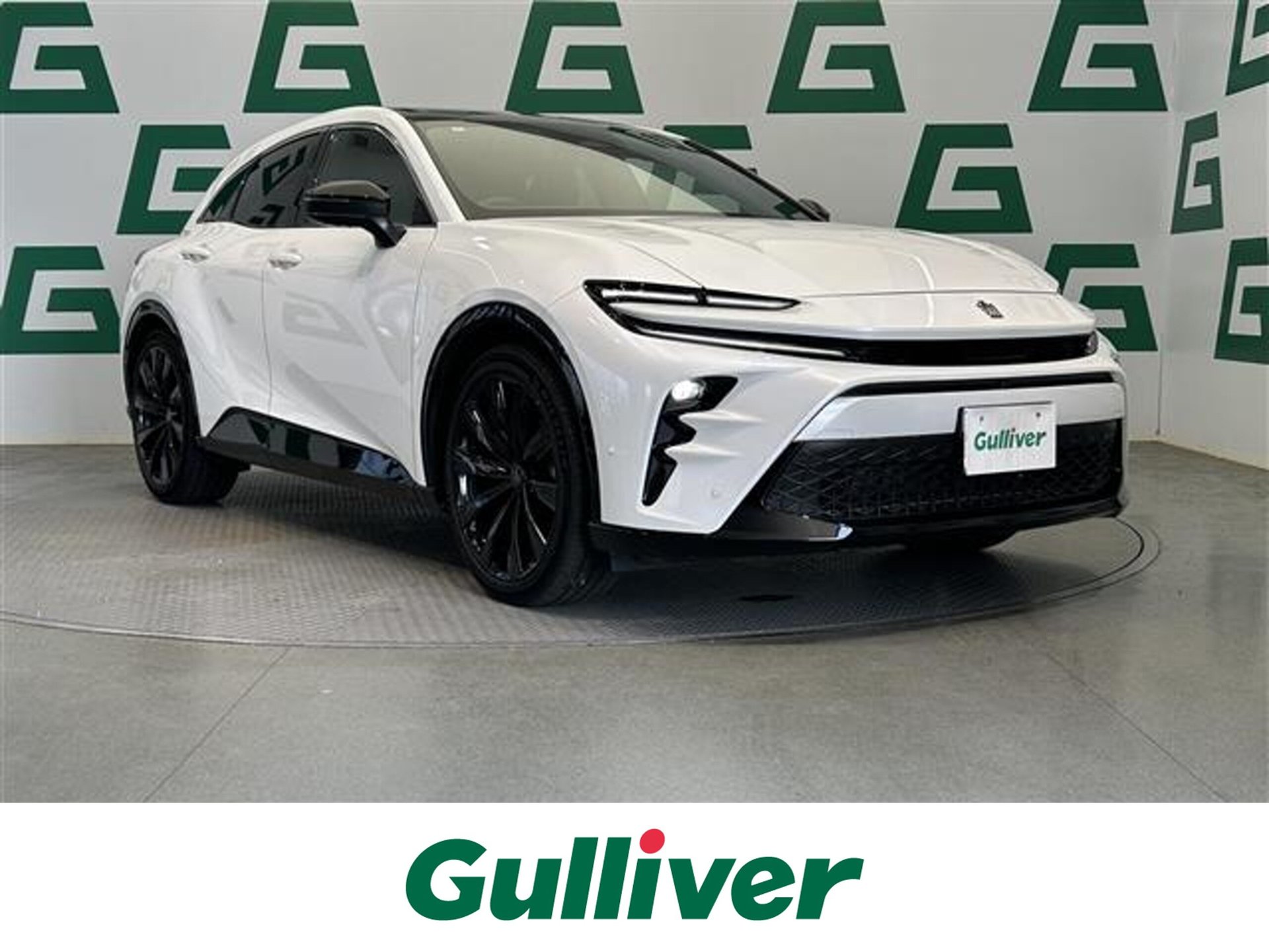 TOYOTA CROWN SPORT - View 1