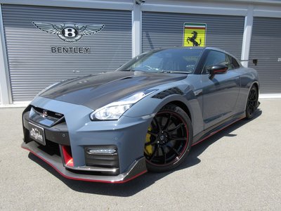 NISSAN GT-R