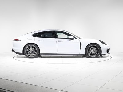 صورة 5 لـ 2021 Porsche PANAMERA