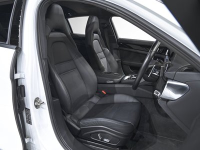 صورة مصغرة 13 لـ 2021 Porsche PANAMERA