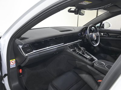صورة مصغرة 14 لـ 2021 Porsche PANAMERA