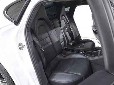 صورة مصغرة 31 لـ 2021 Porsche PANAMERA