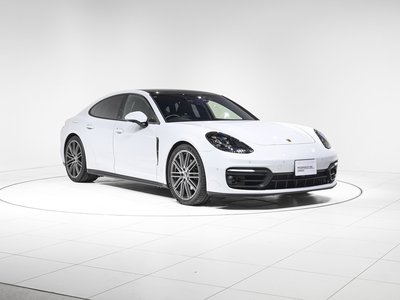 صورة 4 لـ 2021 Porsche PANAMERA
