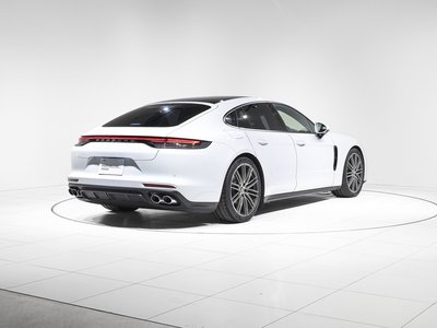 صورة 6 لـ 2021 Porsche PANAMERA