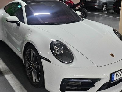 صورة 5 لـ 2023 Porsche 911