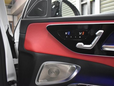 2023 Mercedes-BENZ C-CLASS AMG — фото 8
