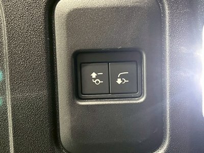 2024 LAND Rover DEFENDER 缩略图 62