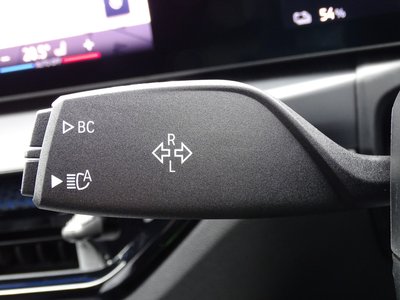 2025 BMW I4 — миниатюра 34