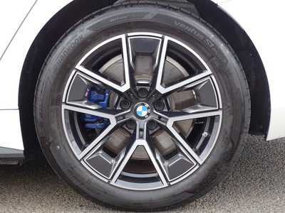 2025 BMW I4 — миниатюра 27