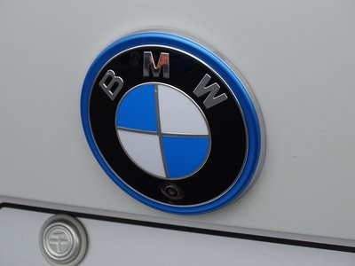 2025 BMW I4 — миниатюра 23
