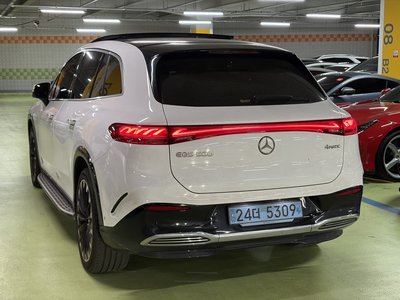 MERCEDES-BENZ EQS - 7