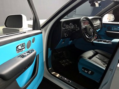 ROLLS-ROYCE CULLINAN - 10