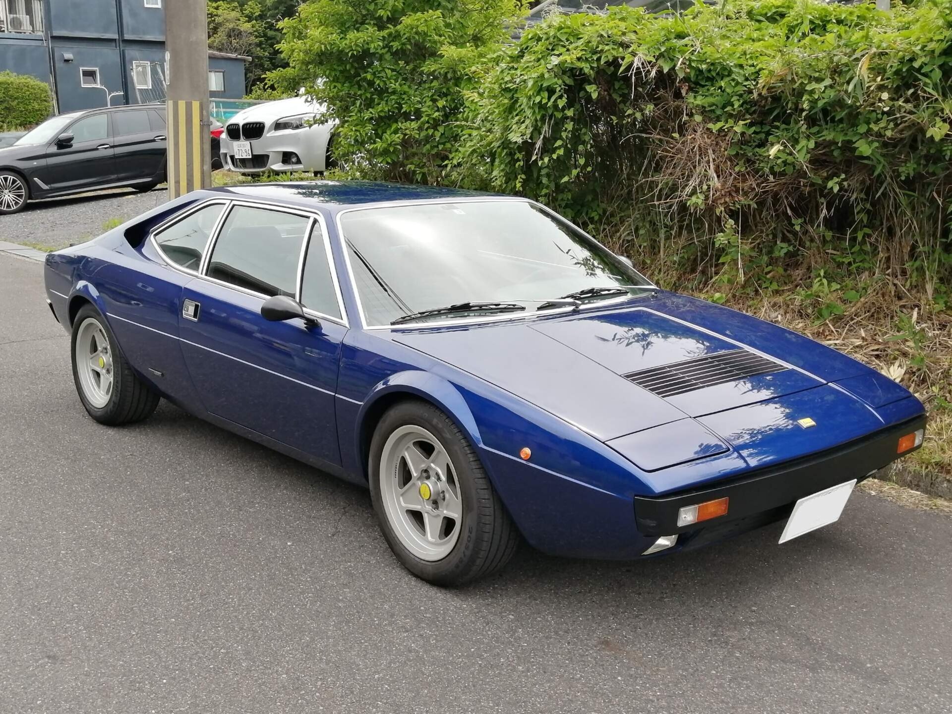 FERRARI DINO 308GT4 - View 1