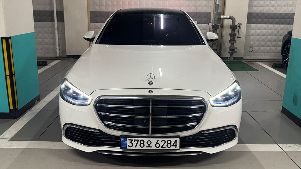 MERCEDES-BENZ S-CLASS - View 1