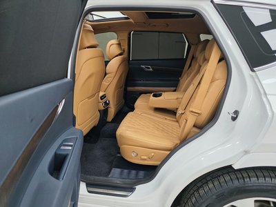 صورة 10 لـ 2022 Genesis GV80