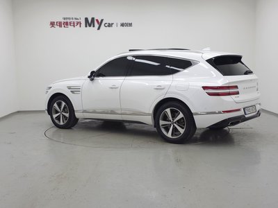 صورة 2 لـ 2022 Genesis GV80