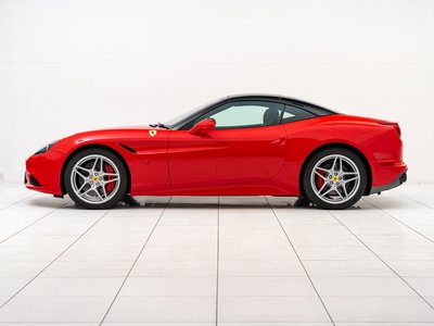 FERRARI CALIFORNIA T - 7