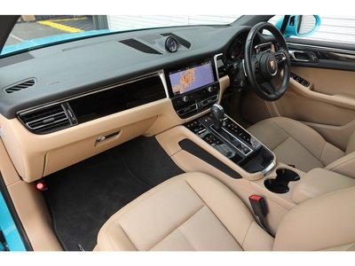 2022 Porsche MACAN 照片 3
