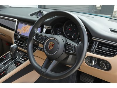 2022 Porsche MACAN 缩略图 26