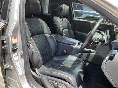 LEXUS LS - 8