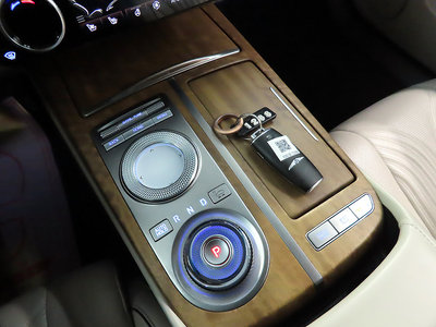 GENESIS G80 (RG3) - 9