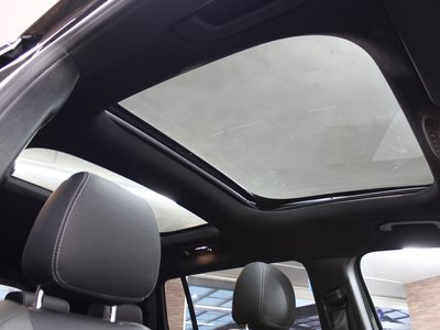 MERCEDES-BENZ GLB - 7